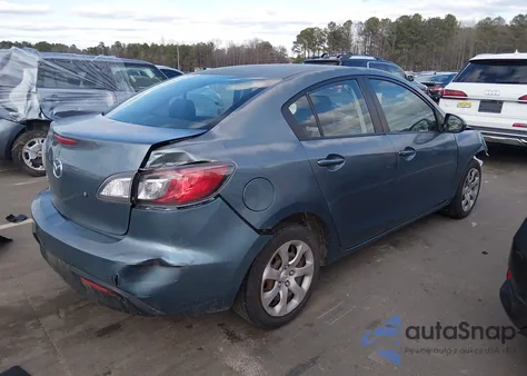 2011 Mazda Mazda3 I Sport z USA, uszkodzony, nr VIN JM1BL1UG0B1470085